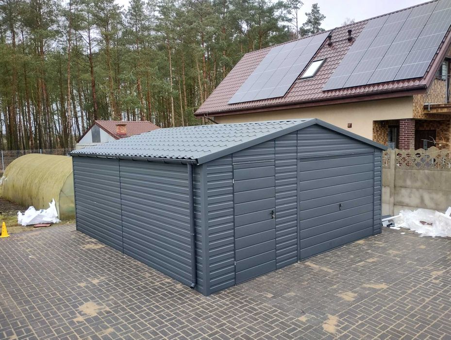 Garaż blaszany 3x5  z bramą uchylną. Profil zamknięty ocynkowany.