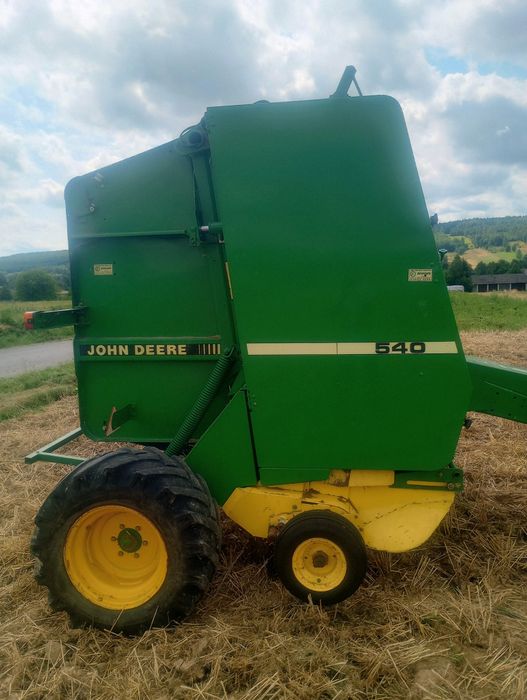 Prasa rolująca John Deere 540/545* szeroki podbierak*