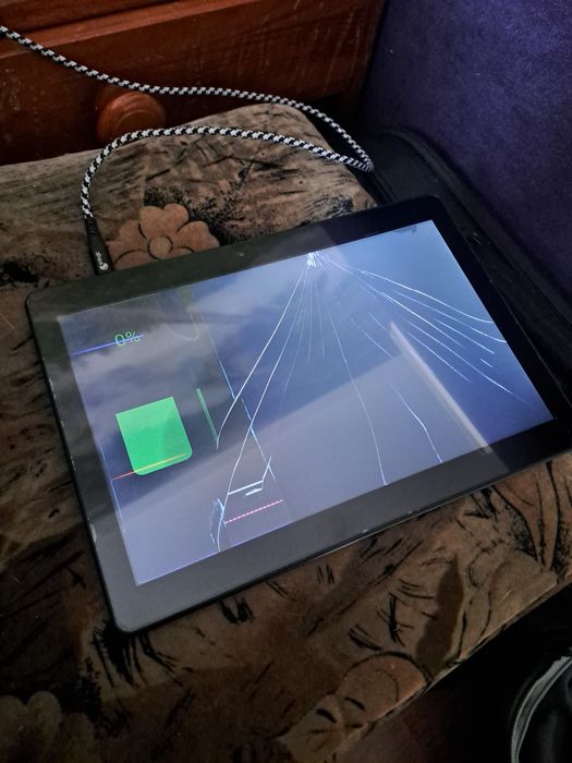 Tablet tron pad uszkodzony