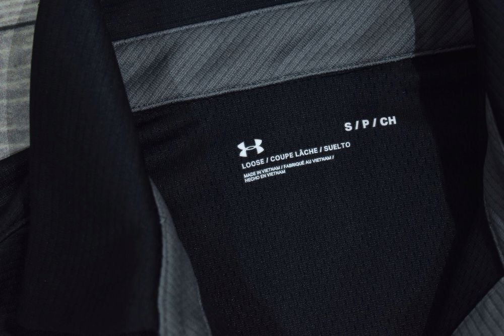 Under Armour Czarna Koszulka Polo Męska Loose S
