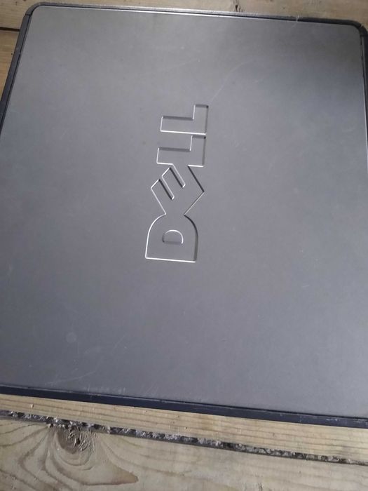 Komputery na części lub w całości