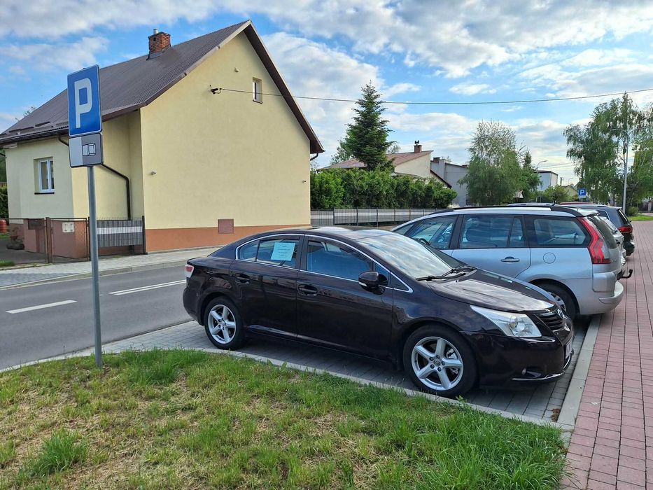 Toyota Avensis T27