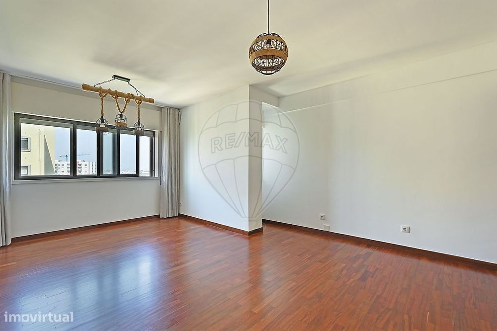 Apartamento T3 para arrendamento