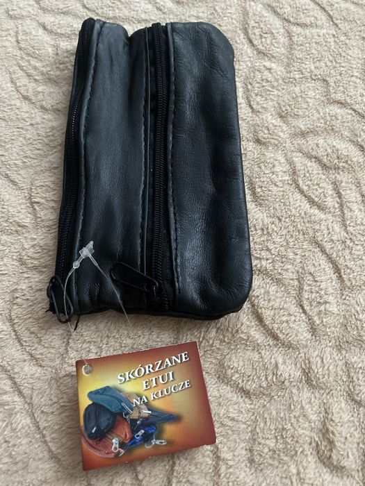 Skórzane stui na klucze. Nowe.