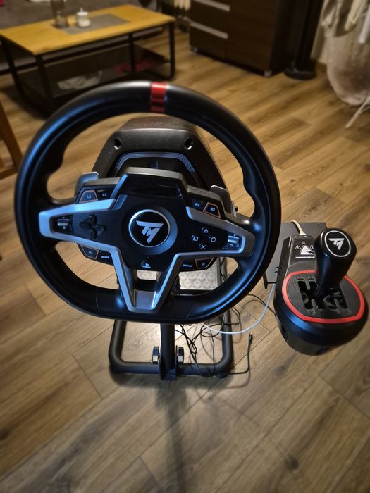 Zestaw Simracing Thrustmaster T248 + Shifter TH8S + Stelaż  Zamienię