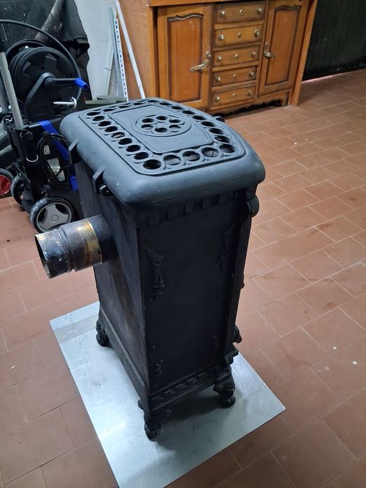 Salamandra ferro fundido