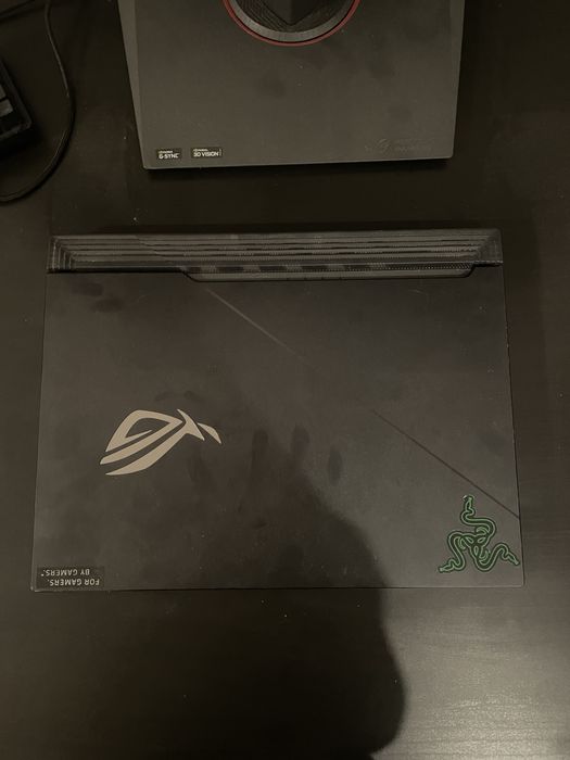 Asus ROG Strix Scar 15 G532LWS RTX 2070 Super | i9-10980HK | 32GB RAM