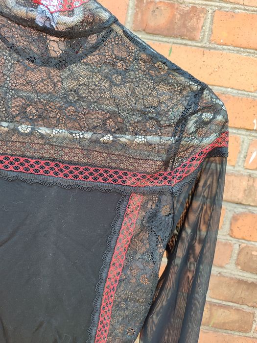 Боди- стринг чёрное круживное S.комбидресс