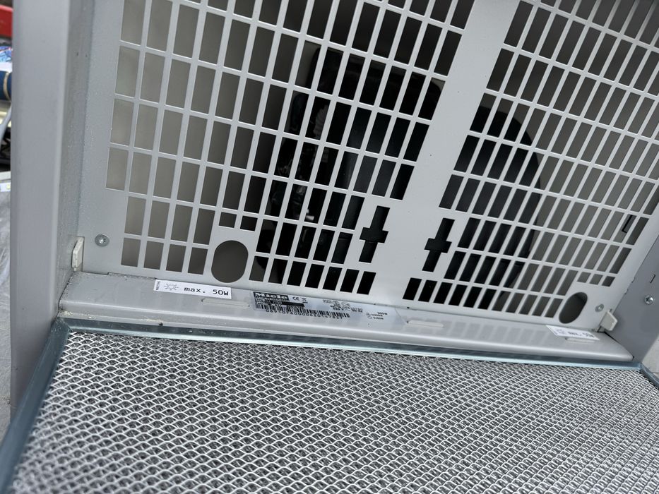 Витяжка Miele DA2250