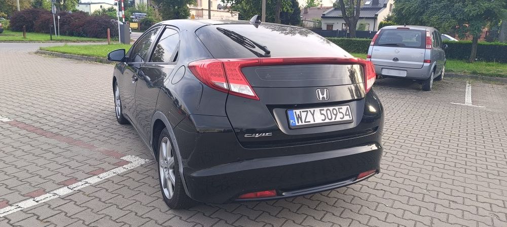 Honda Civic   2012