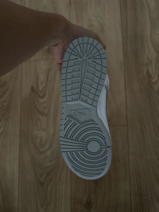 Supreme Nike sb size 42
