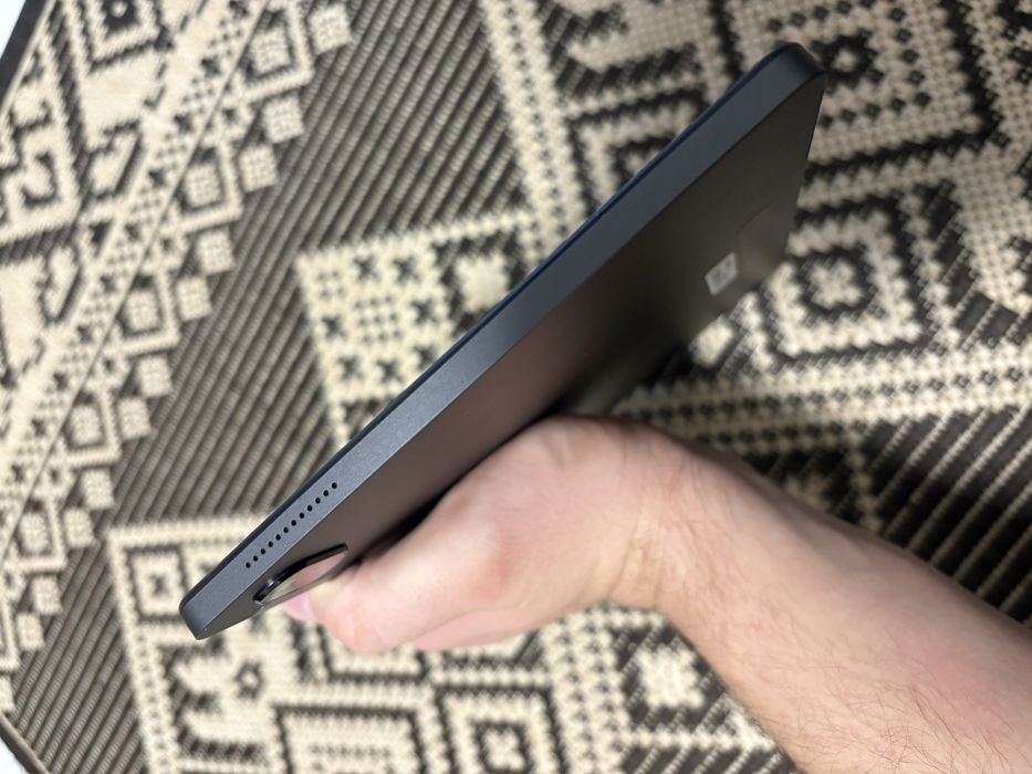 Планшет Acer Iconia Tab P10-11 Wi-Fi 64 GB