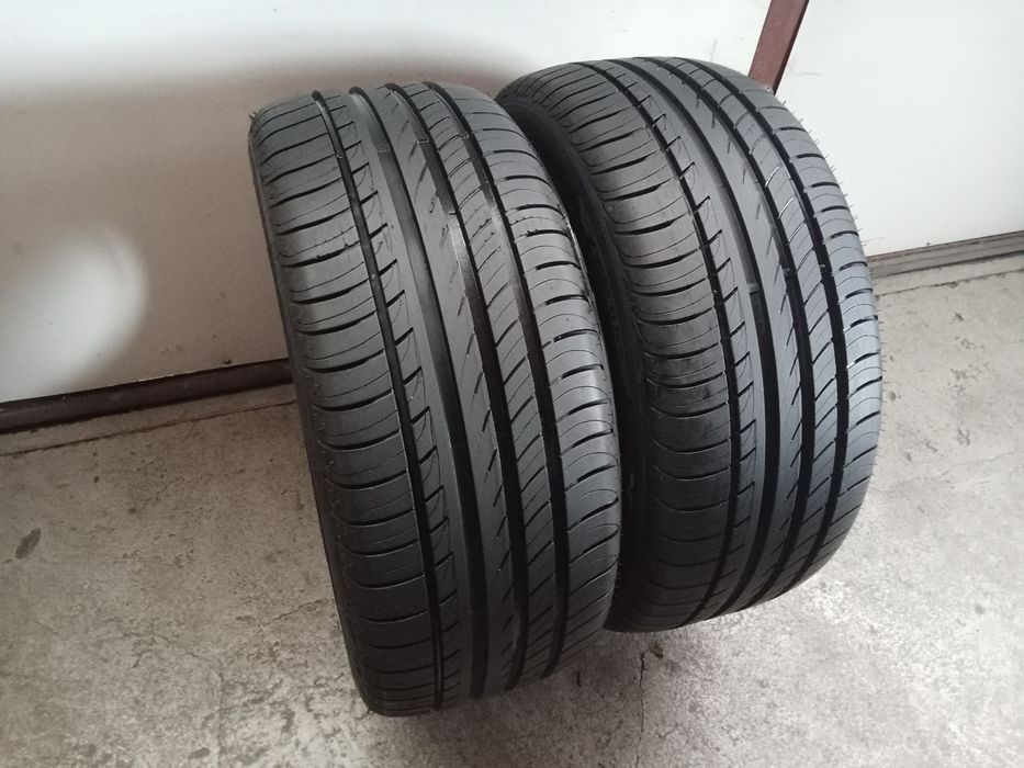 Sprzedam 2 opony 225/55/16