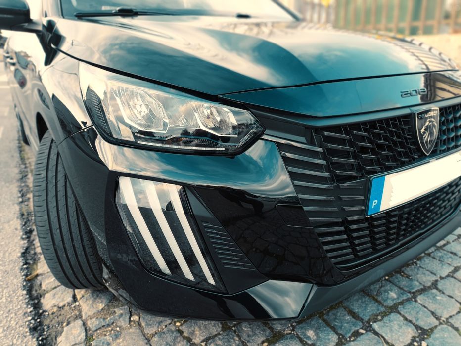 Peugeot e-208 | 2025 | 12.000 km | COMO NOVO