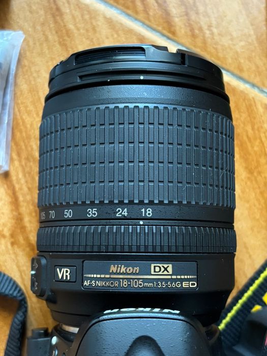 Nikon D5200 + 18-105mm| 7000 disparos |