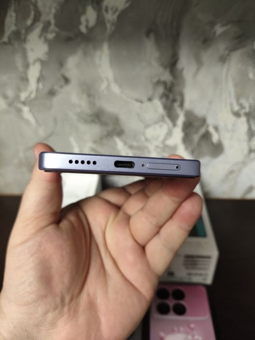 ИГРОВОЙ Xiaomi Redmi note 13Pro 5G, памяти 8+8-256гиг, идеальный.
