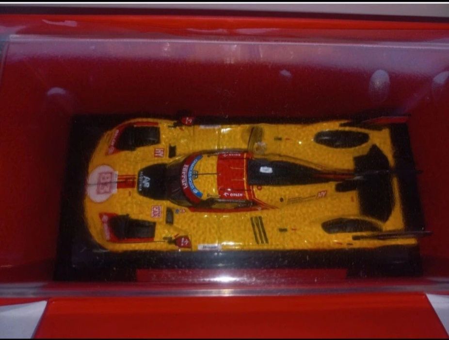 Bburago Ferrari 499P AF CORSE team, Robert Kubica, skala 1:43