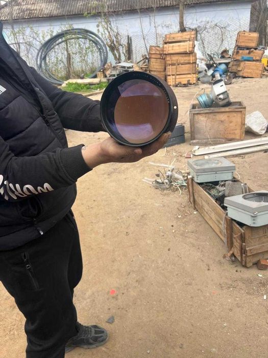 Линза Carl Zeiss Jena R-Biotar 100mm f/0.73.