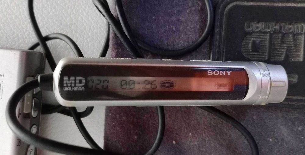 Sony MiniDisc Walkman Mz-E25 + Bolsa + 4 Mini Disc - Funcional