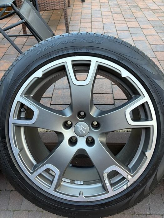 Felgi aluminiowe 5x 114.3 Maserati 265/45 20'