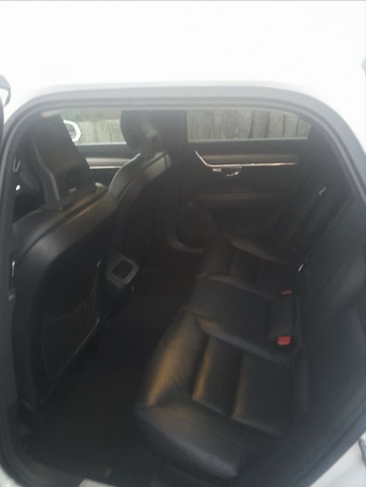 Volvo V90 2.0D  D4 190cv Momentum Geartronic