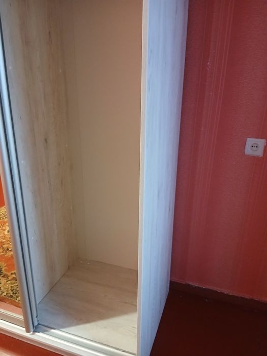 Продам шкаф купе