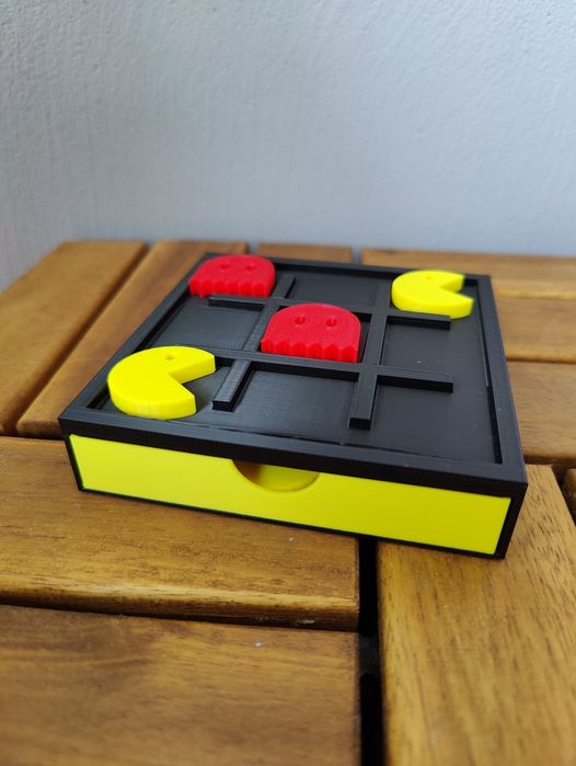 Gra kółko i krzyżyk Pacman Tic Tac Toe 10x10cm podróżna kieszonkowa