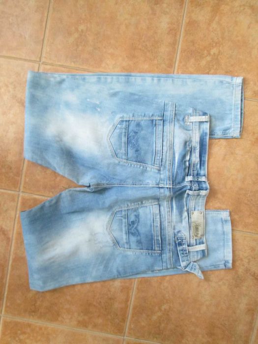 livros e calças e leggings n 38