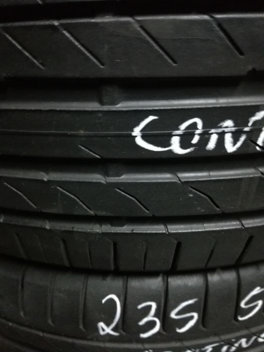 Pneus  235/55/18