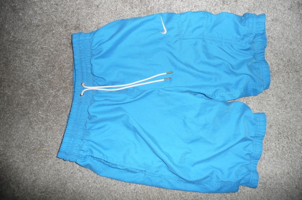 Krótkie spodenki nike S unikalne