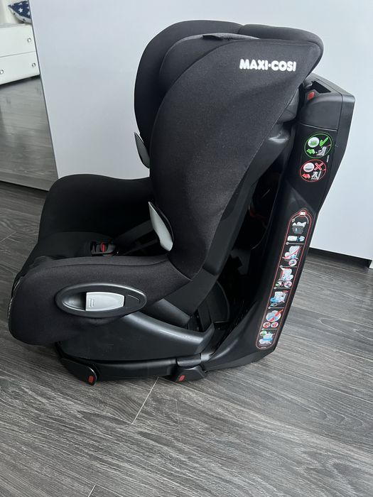 Fotelik samochodowy Maxi Cosi Axiss obrotowy 9-18 kg