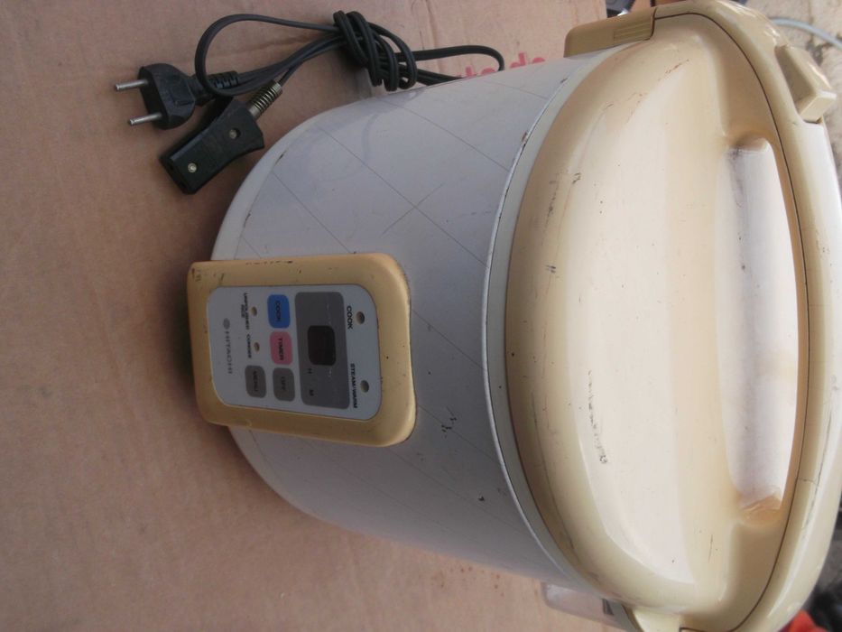 Garnek elektryczny Hitachi sprawny