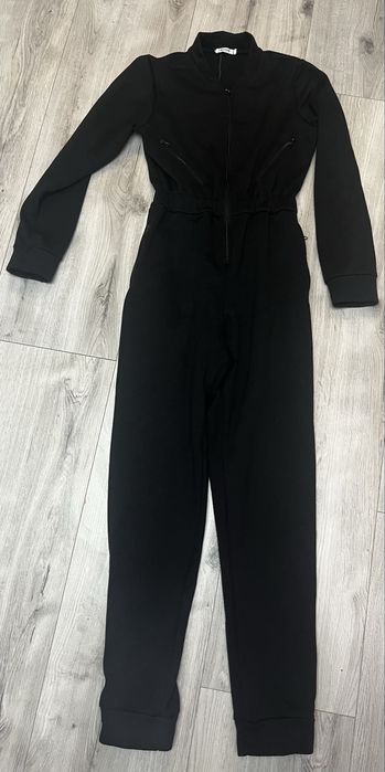 Жіночий комбінезон