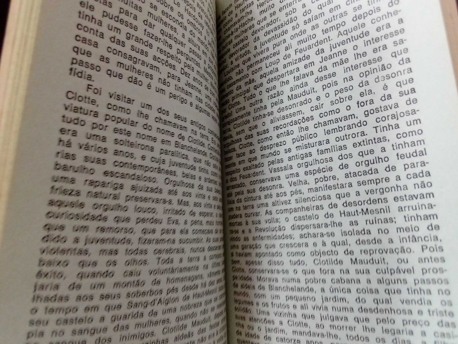 Barbey D'Aurevilly - A embruxada