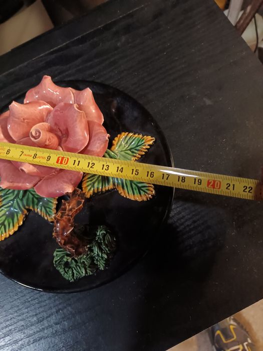 Prato de suspensão com rosa antigo