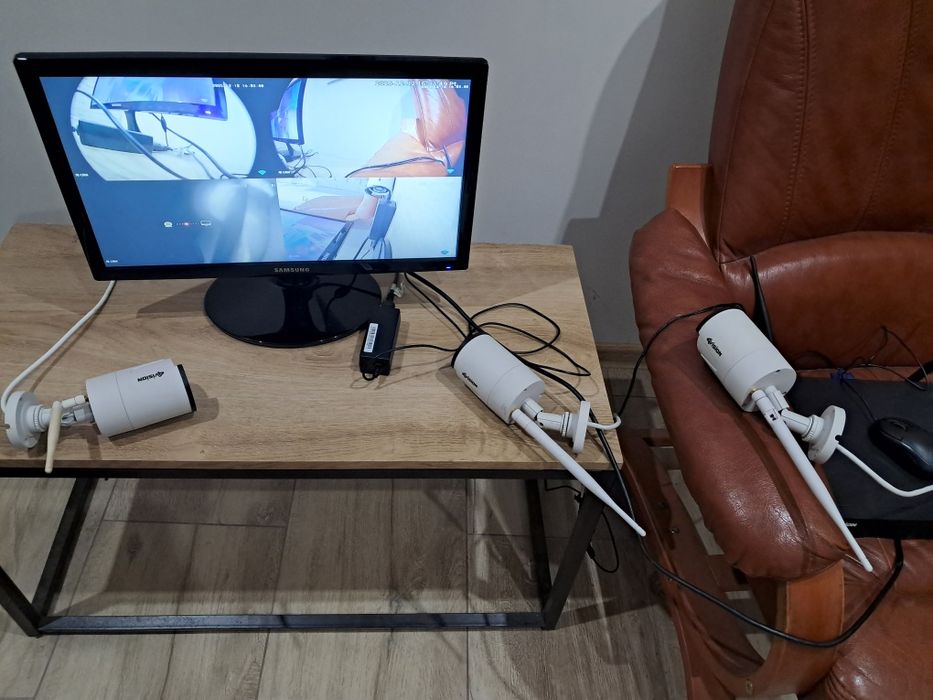 Monitoring wifi zestaw 4 kamery wifi + rejestrator