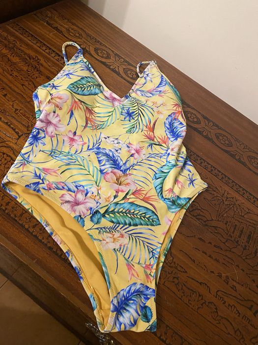 Artigos de senhora varios tamanhos 3€ e 5€