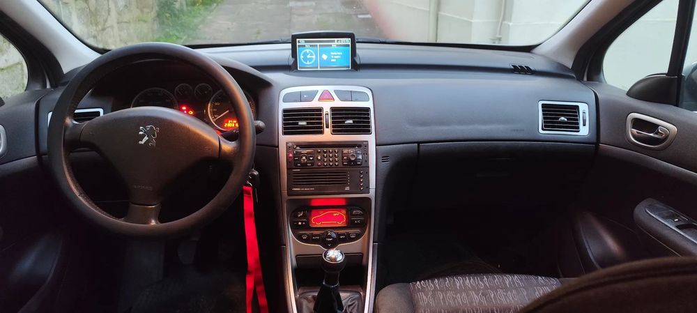 Peugeot 307 Break 1.4 16V Navtech