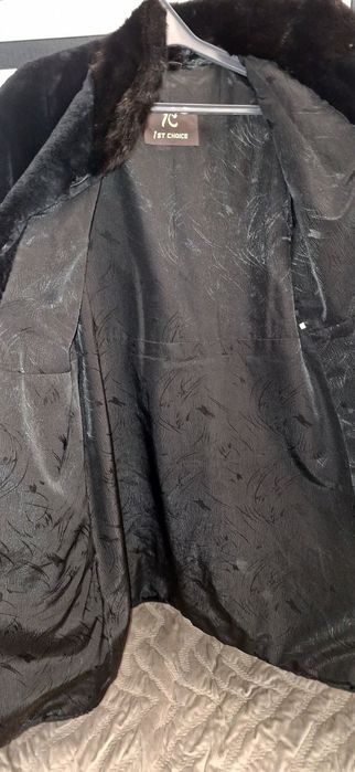 Мутоновая шубка со вставками норки