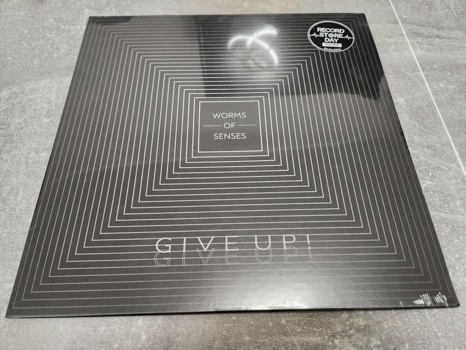 Worms Of Senses Give Up!