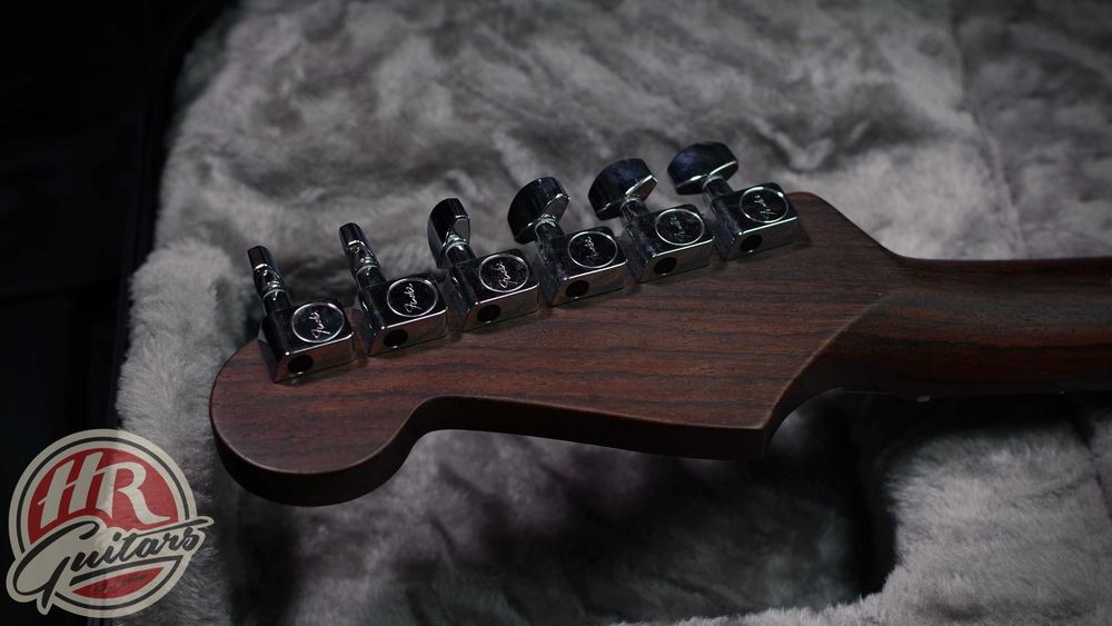 FENDER AMERICAN PROFESSIONAL II Stratocaster Dealer Exclusive, gitara elektryczna
