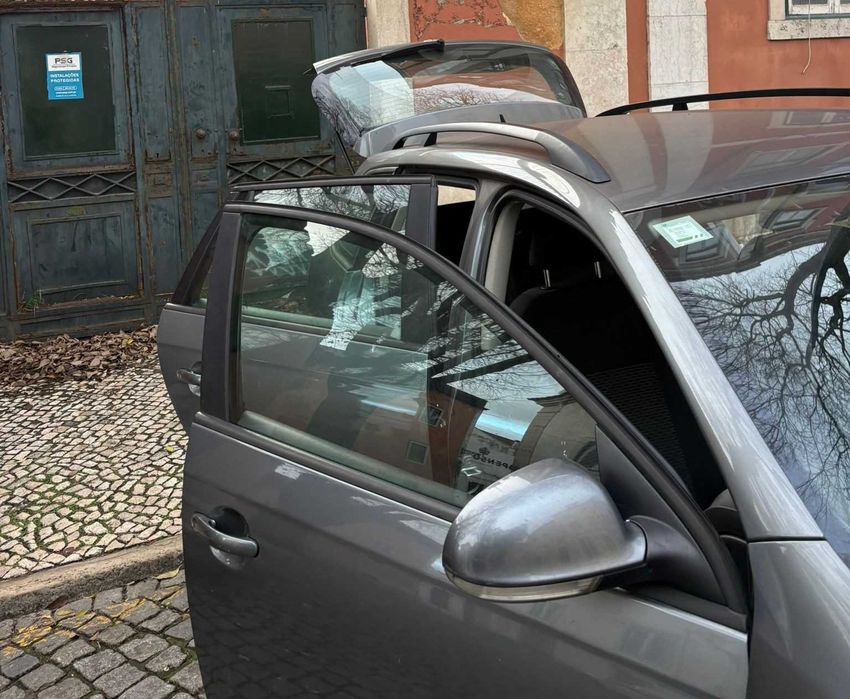 VW GOLF VARIANT 2012 poucos kms