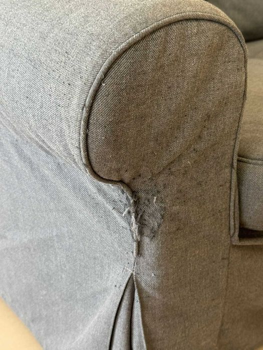 Sofá de 3 lugares + 2 Poltronas