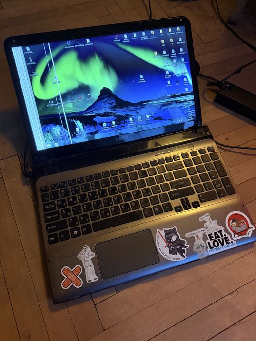 Ноутбук Sony VAIO SVE151D11V
