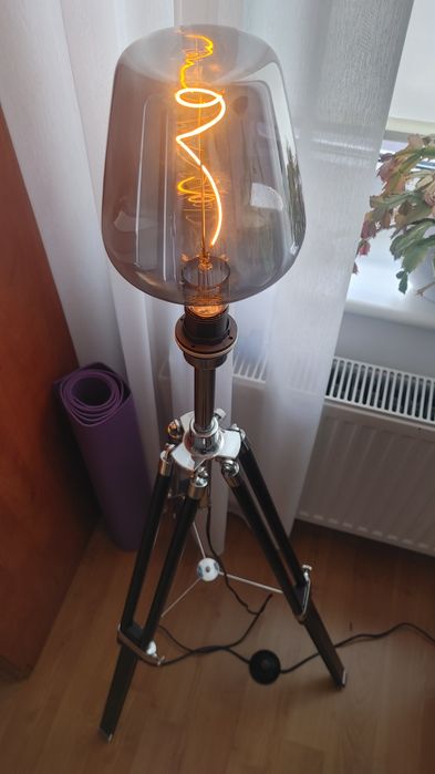 Lampa podłogowa Tripod