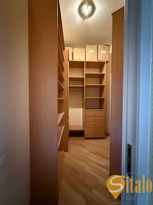 Оренда 4 кімнатної квартири, вулиця Крушельницької