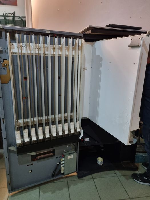 Maquina de tabaco a funcionar na perfeição