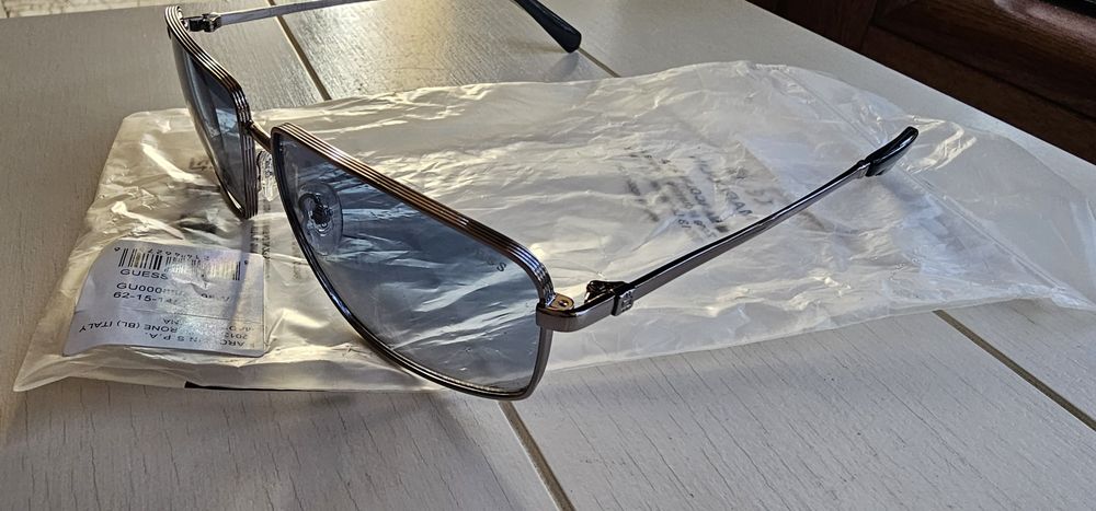 Okulary przeciwsłoneczne męskie Guess gu00088 nowe