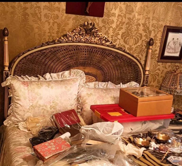 mobília de quarto completa Luís XVI