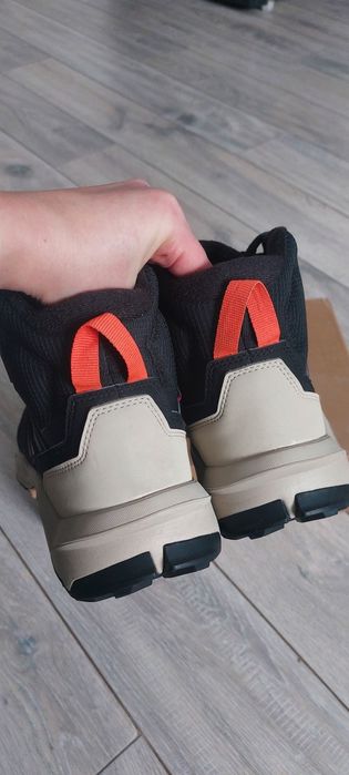 Зимові чоловічі черевики Adidas Terrex